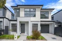 2b Mahogany Avenue, Frankston North VIC, Frankston North - Image 1