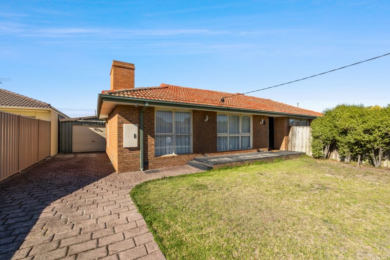 9 Courtnay Place, Epping