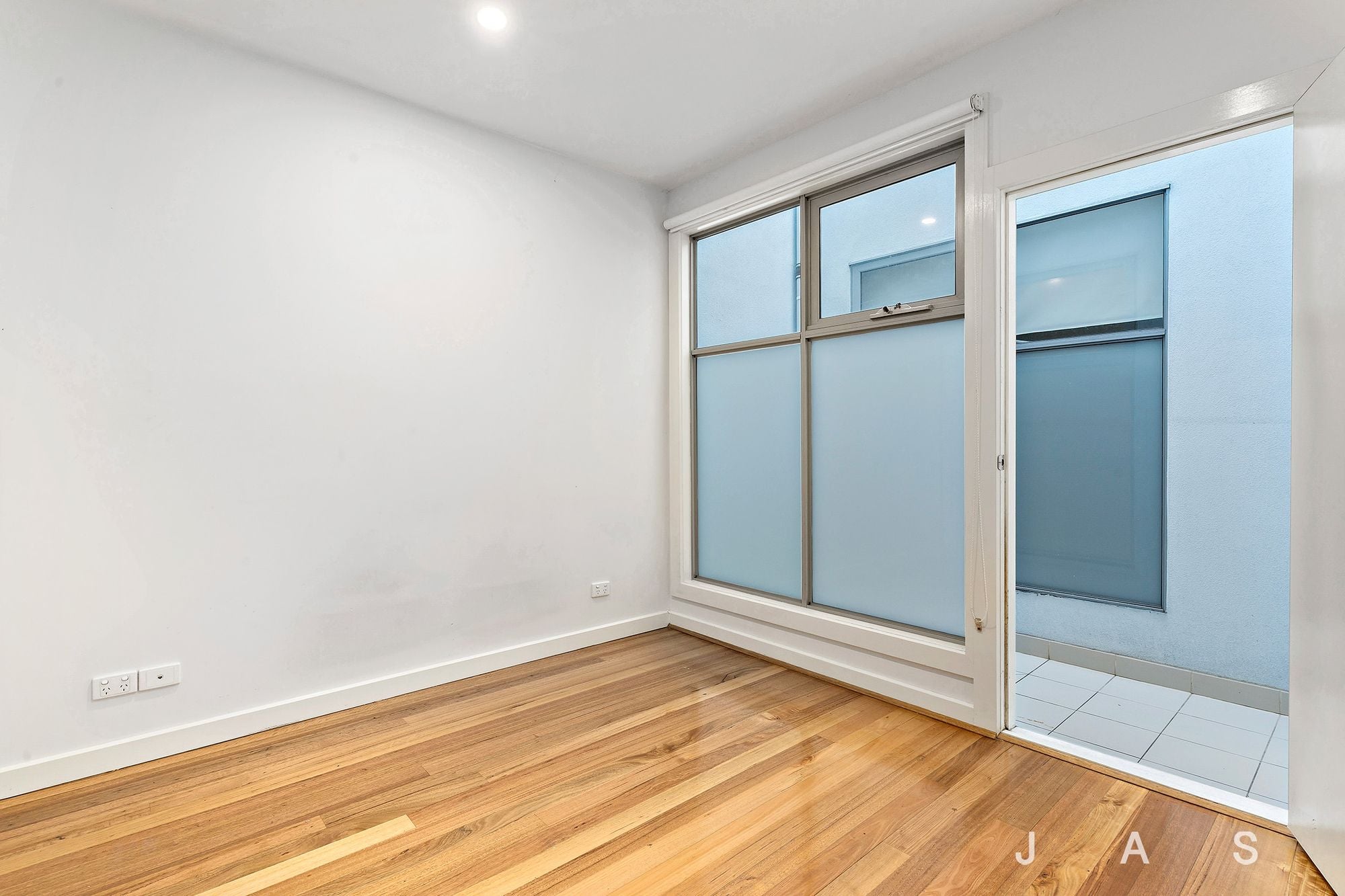 1/98 Nicholson Street Footscray VIC, Footscray - Thumbnail 5