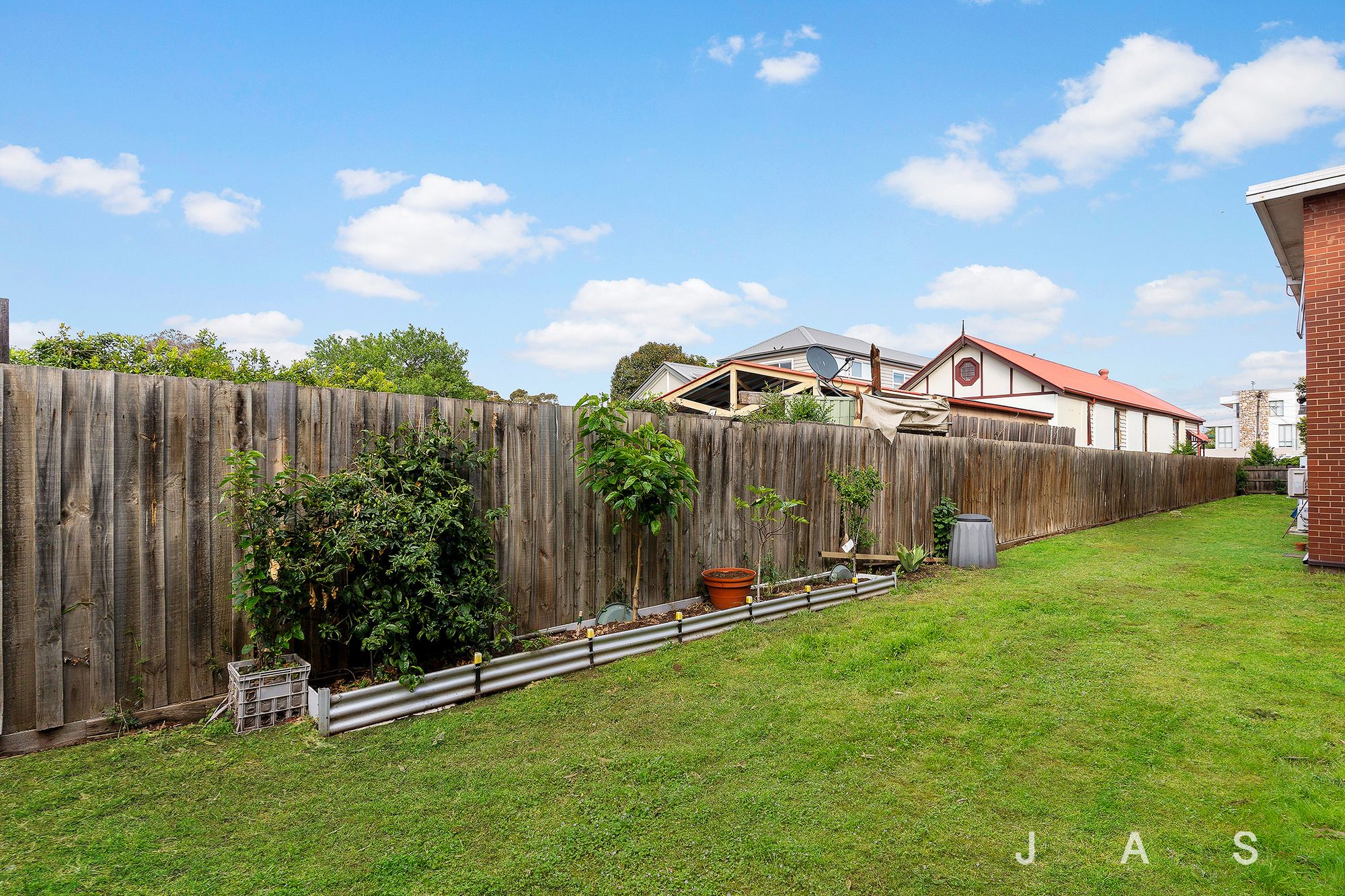 10/8, Maribyrnong - Thumbnail 7