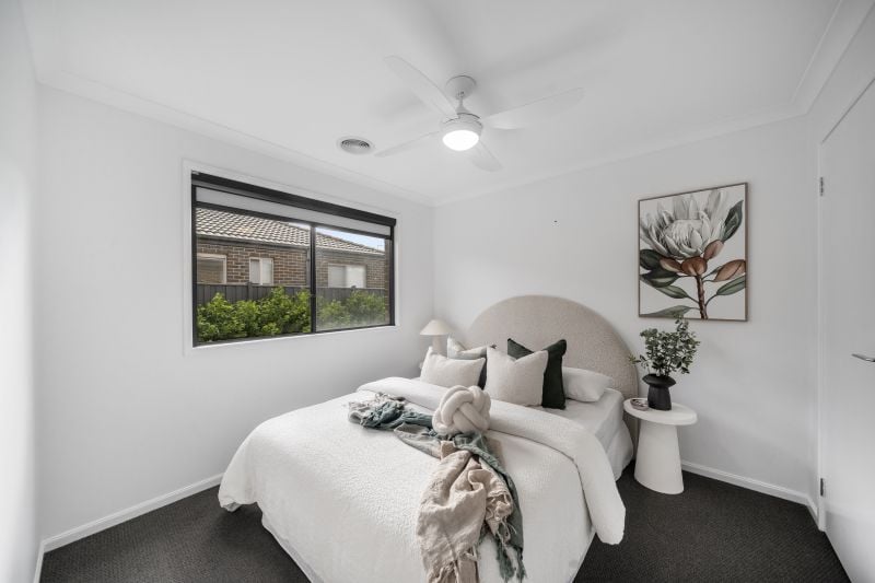 8 Peckham Avenue, Wollert
