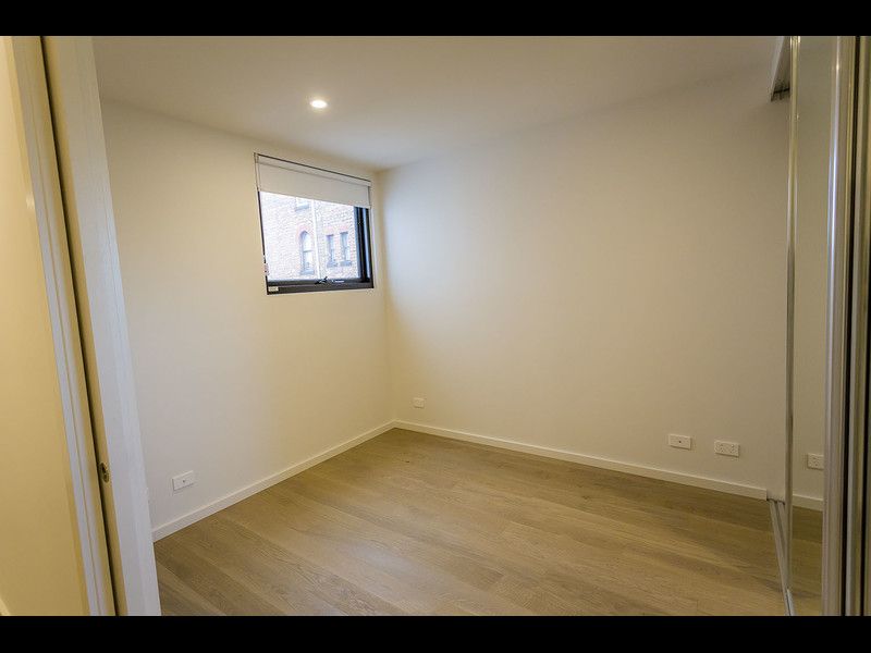 203/16-18 Grey Street, St Kilda - Thumbnail 5