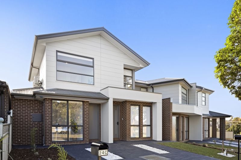 24C Harrington Road, Airport West