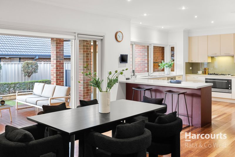 16 Lindley Avenue, Caroline Springs