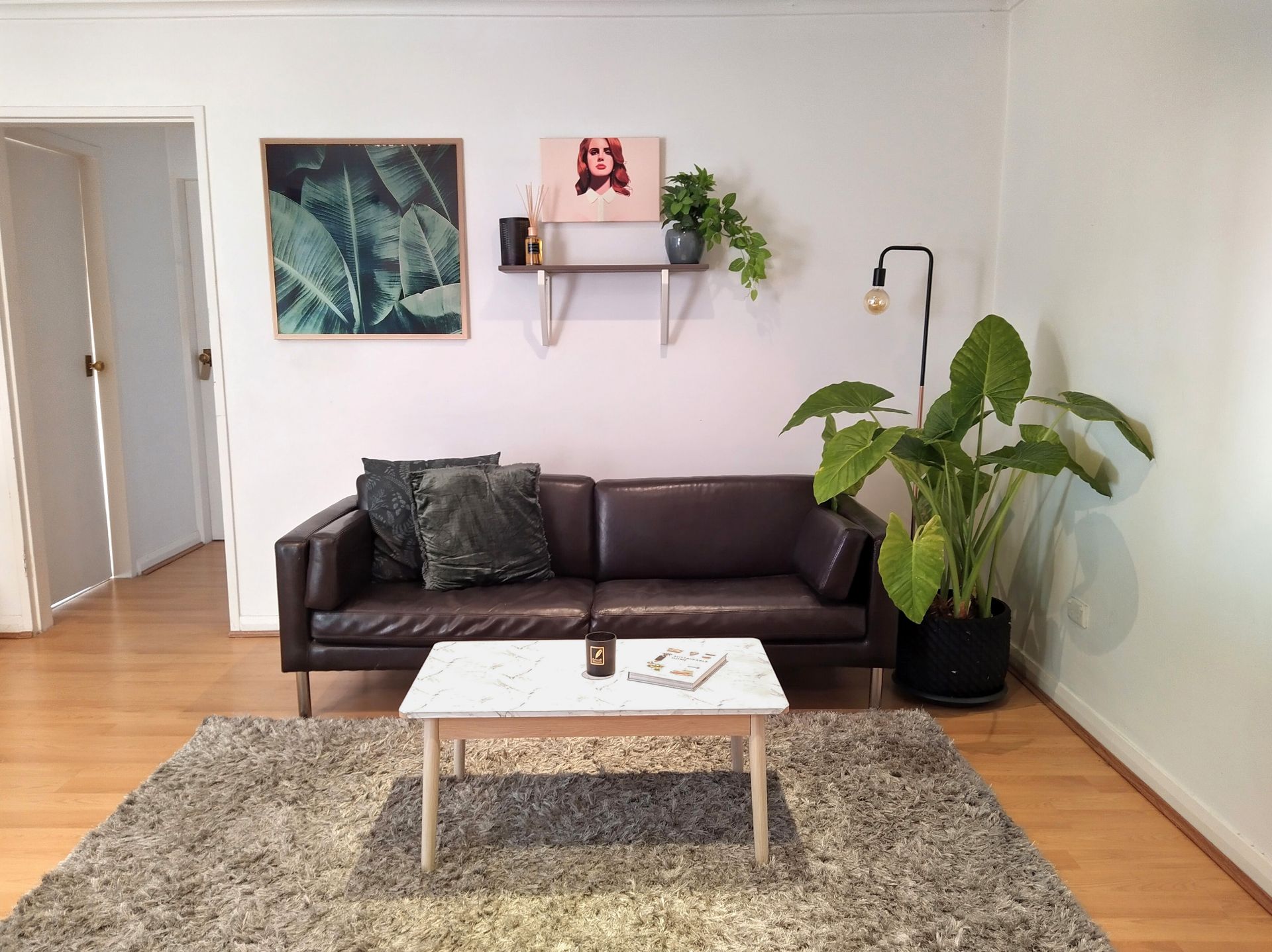 Spacious Top-Floor Apartment in Prime Westgarth Location