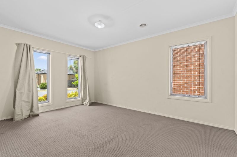 13 Stourhead Avenue, Mernda