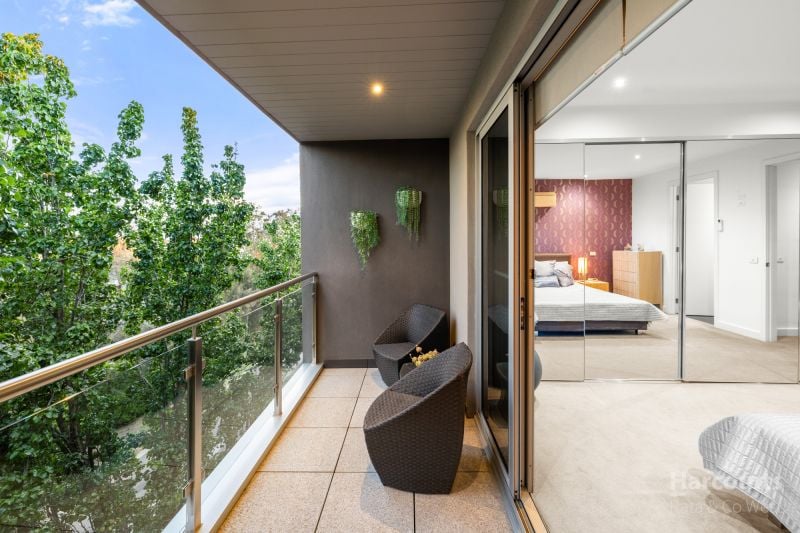 16 Caravel Lane, Caroline Springs