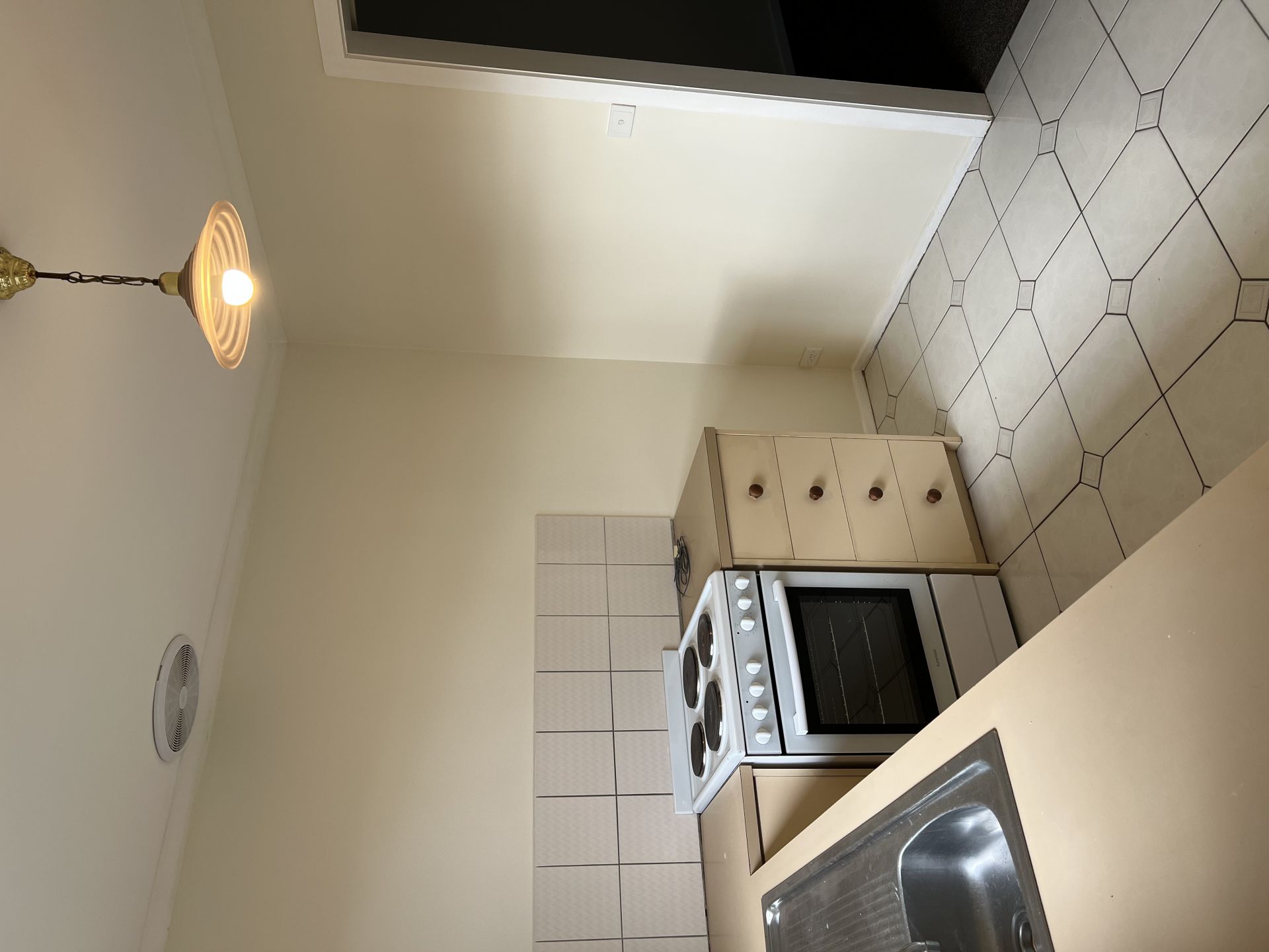 Comfort and Convenience in a Quiet Kingsbury Pocket