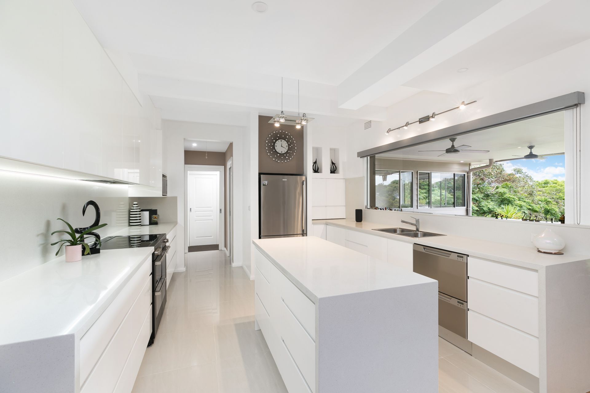 19 Dents Place, GYMEA BAY, Gymea Bay - Thumbnail 4