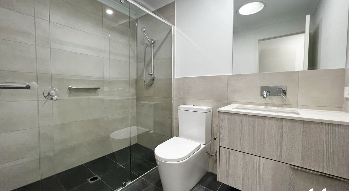 Denham Court 209 Jamboree Avenue