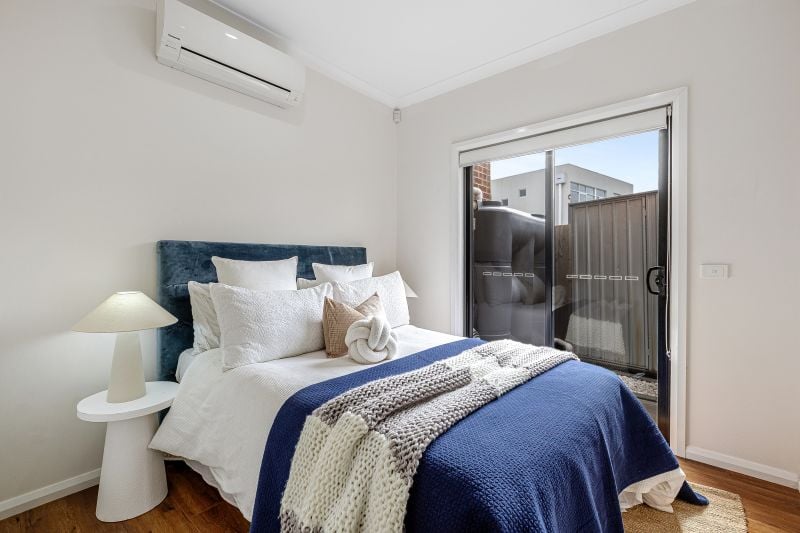 15 Calveley Place, Epping