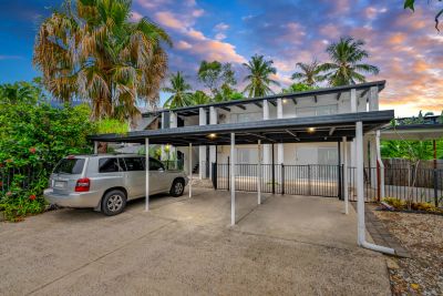 Holloways Beach 3/1-3 Bouganvillea Street