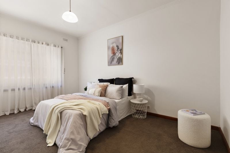 27 Broadhurst Avenue, Reservoir