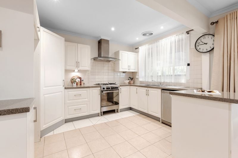 54 McDonalds Road, Epping