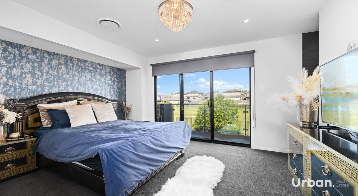 Denham Court 78 Plumegrass Avenue