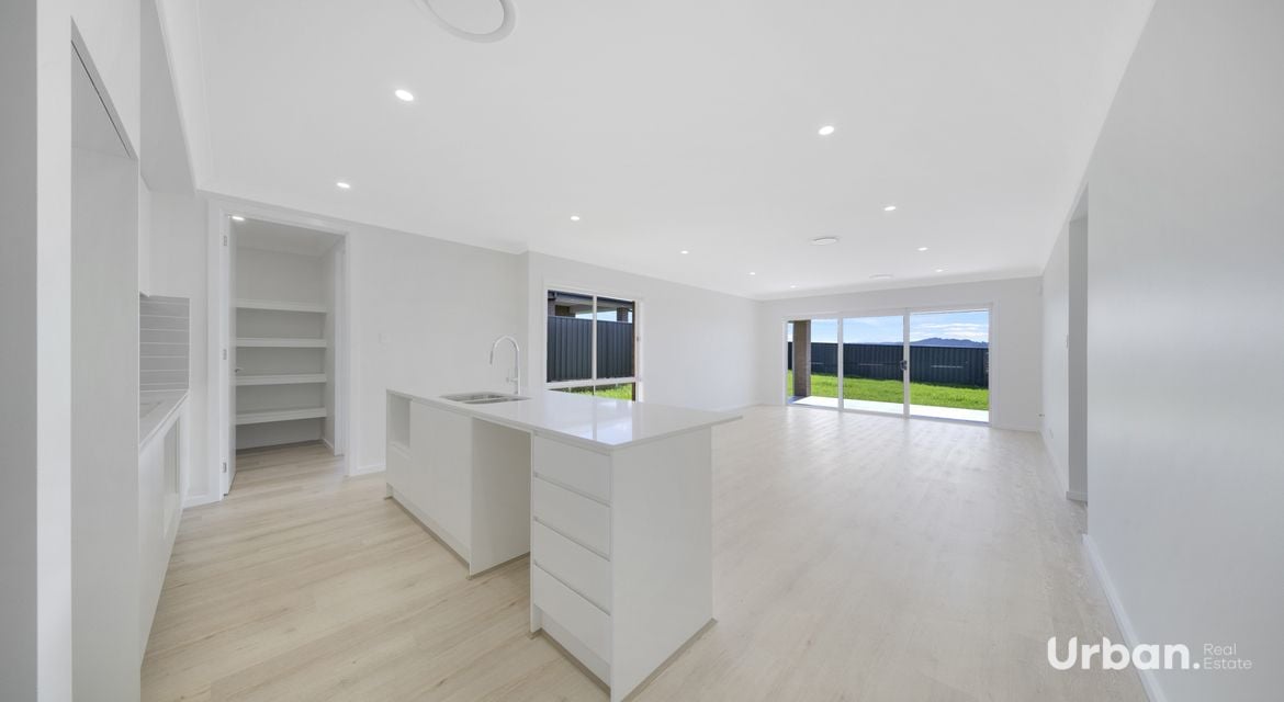 Lochinvar 25 Hewitt Road