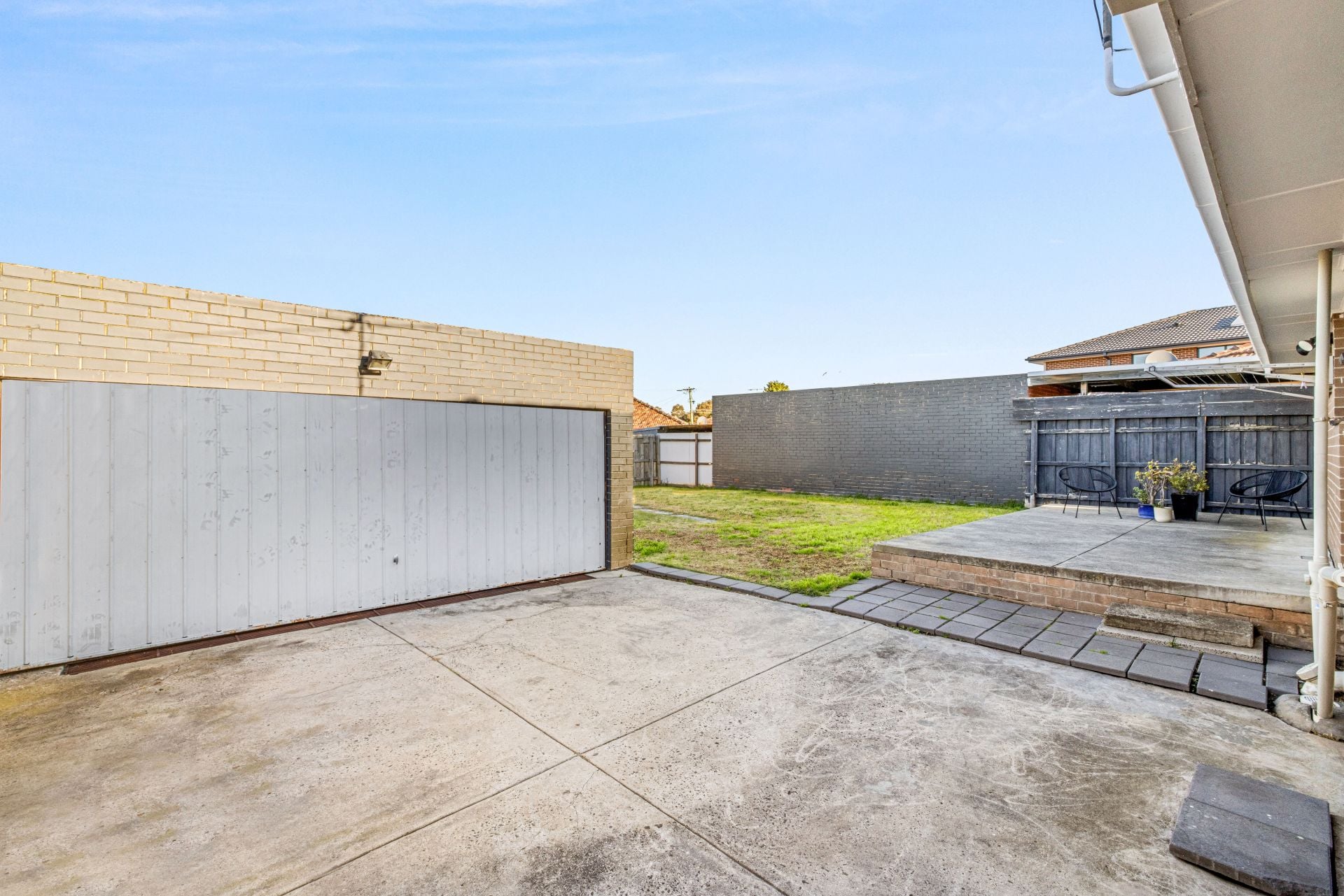 Stylish Family Living In A Quiet & Secure Court