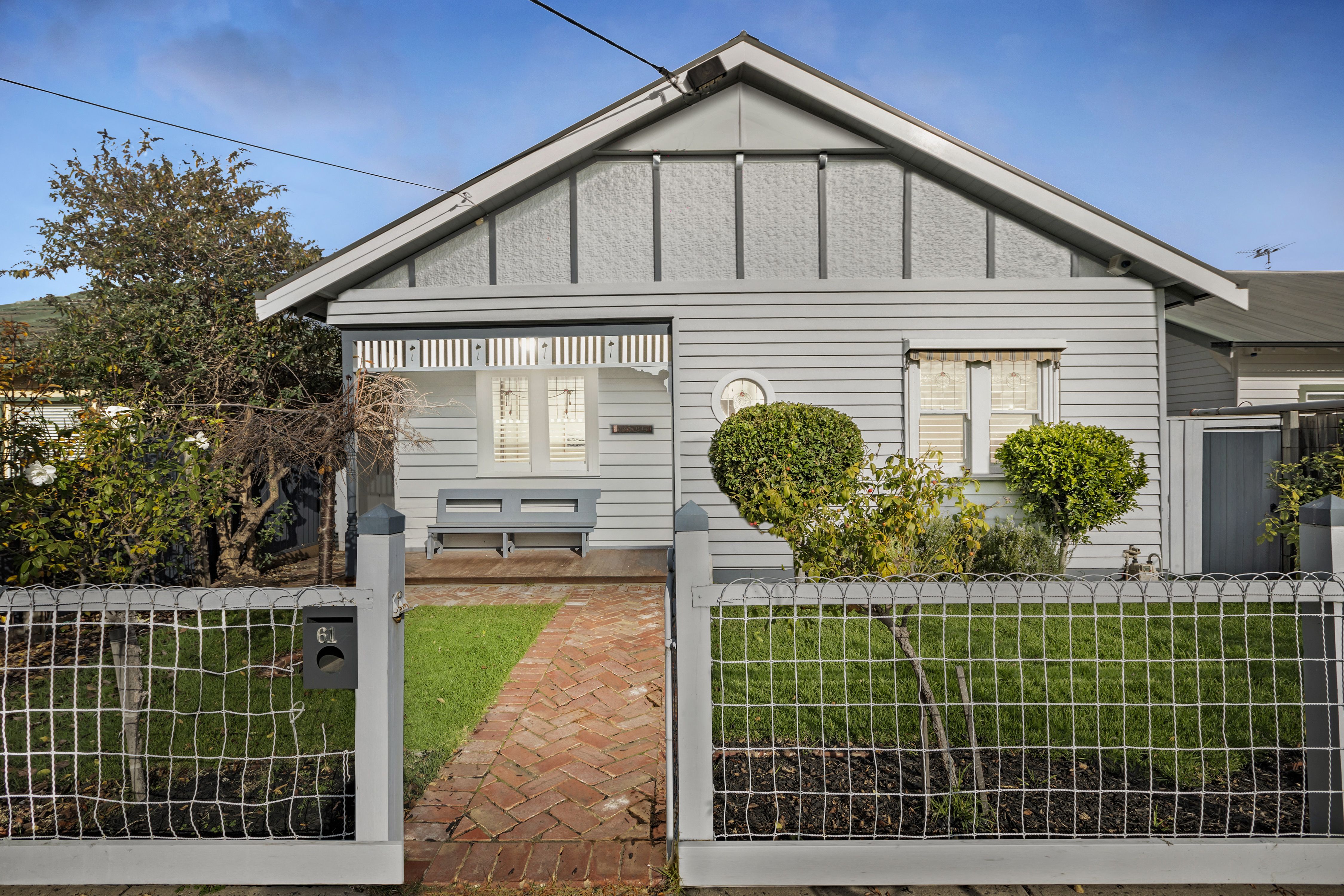 61 Chapman Street, Sunshine, Sunshine - Thumbnail 2