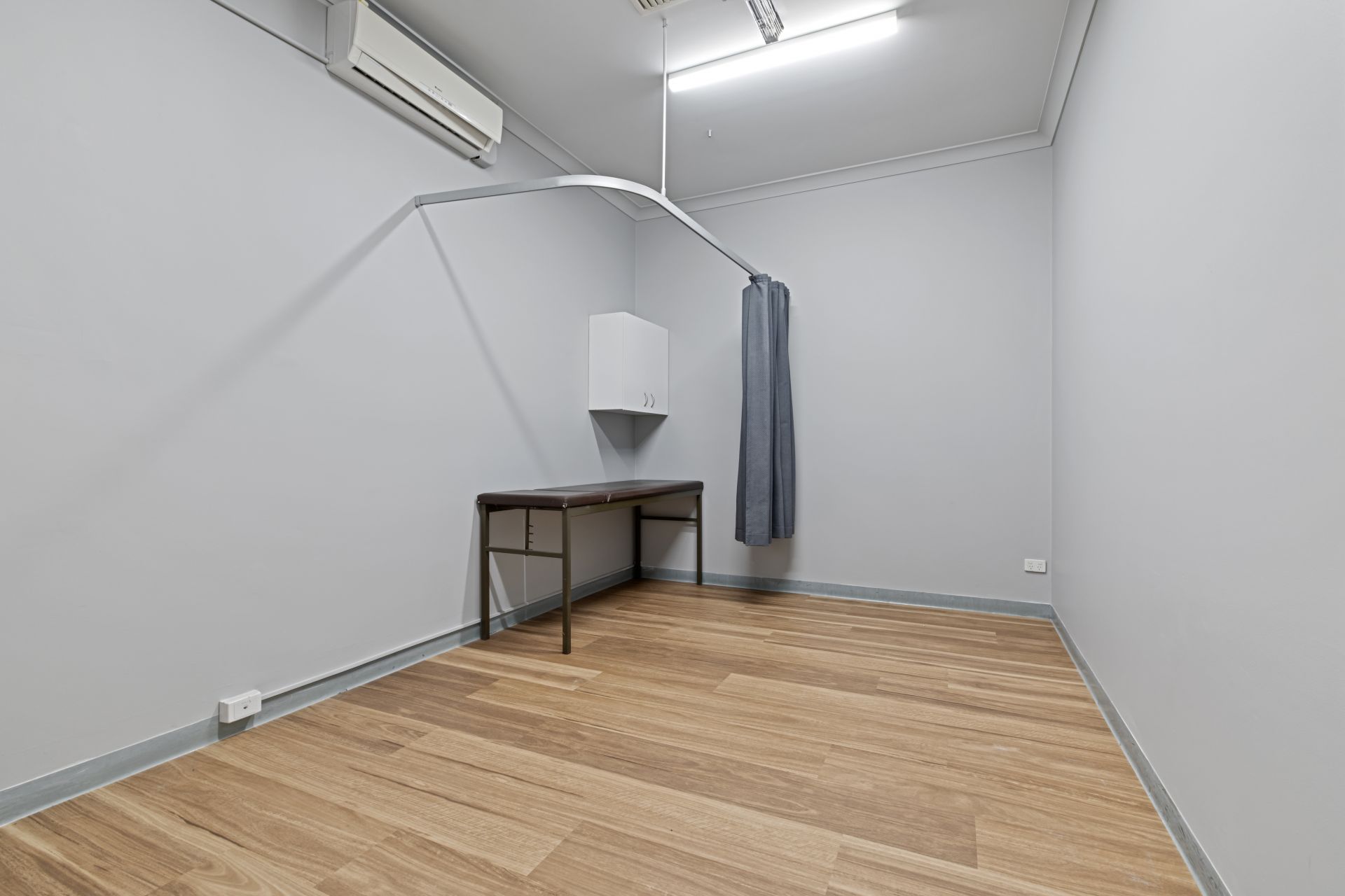 113 High Street, Thomastown, Thomastown - Thumbnail 4