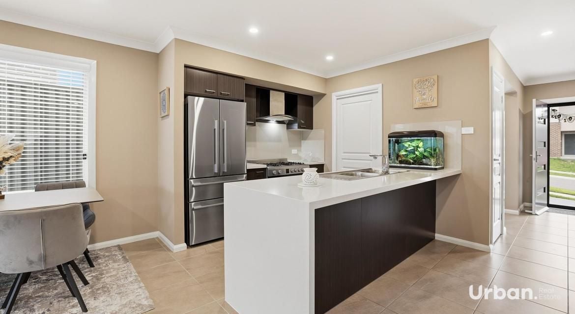 Middleton Grange 12 Flying Avenue