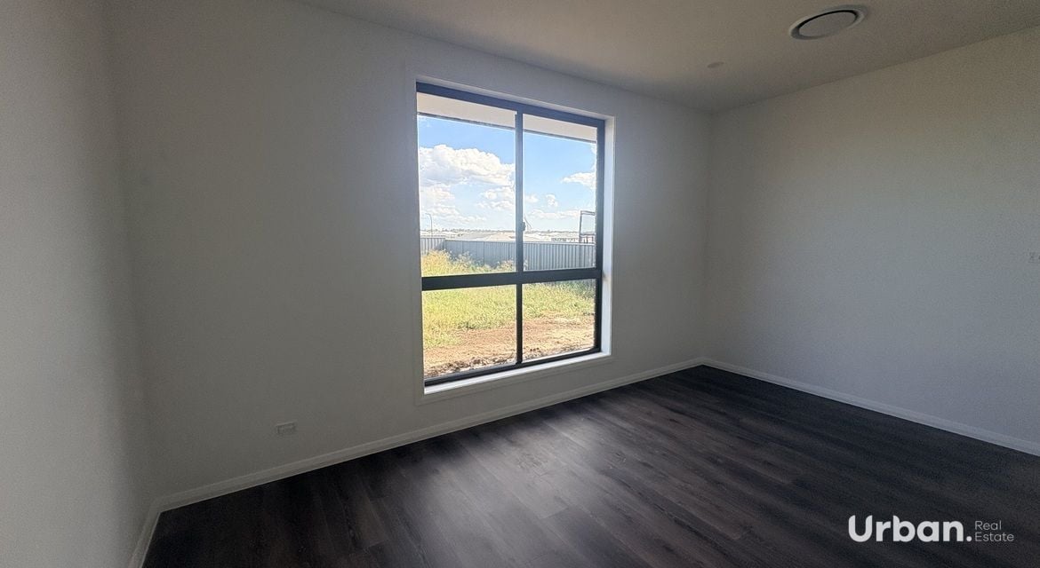 Lochinvar 48 Caputar Way