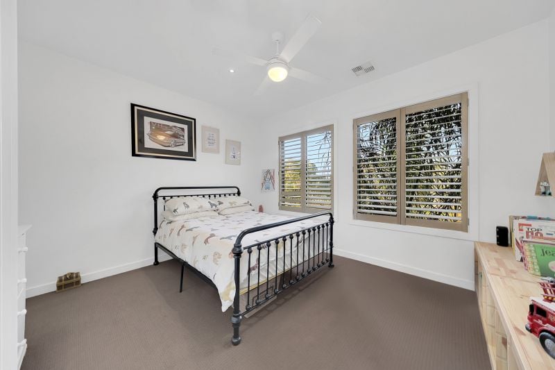 15 Teschke Walk, Epping
