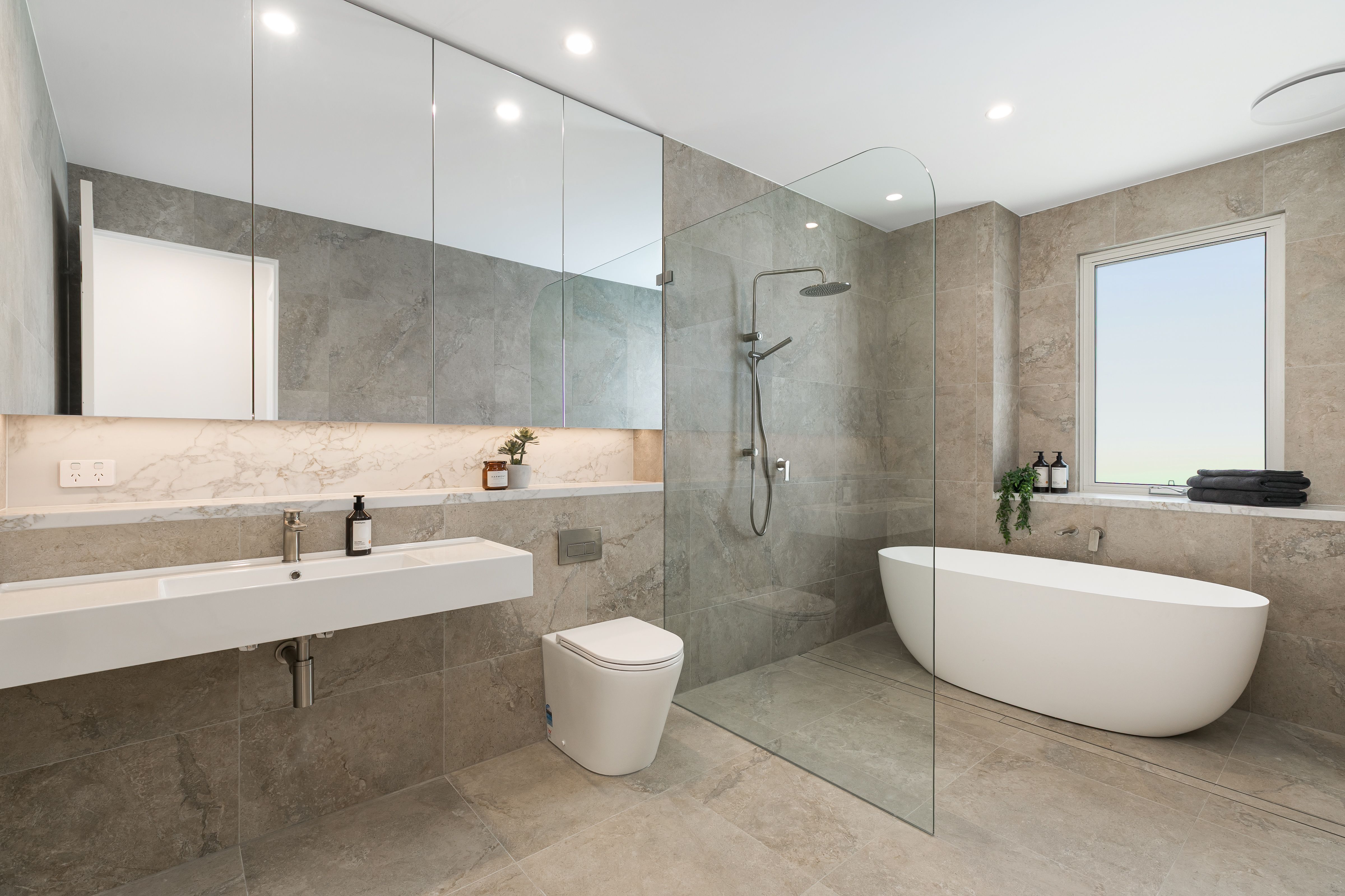 36 Cowan Street Oyster Bay 2225