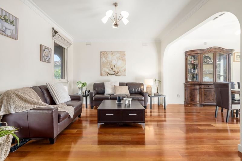 4 Electra Court, Forest Hill - Thumbnail 2