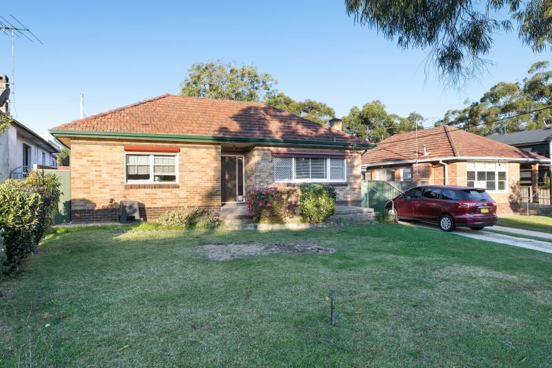 6 Mooki Street Miranda 2228