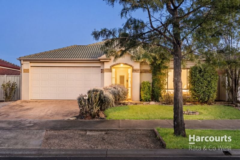 34 Blakeville Drive, Caroline Springs