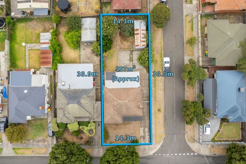 78 Lloyd Avenue, Reservoir