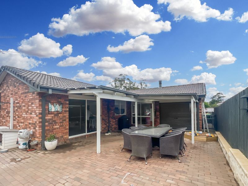 16 Banksia Street COLO VALE NSW