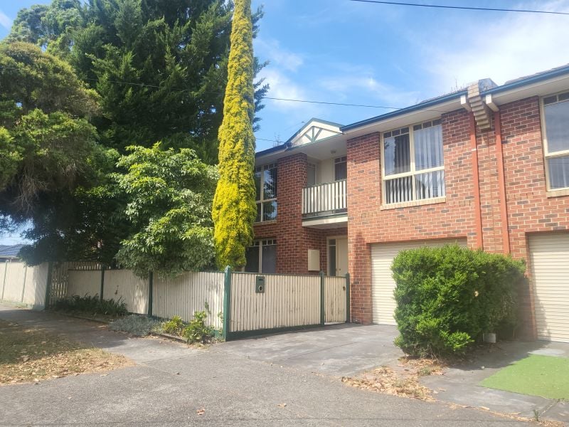 12 Tharratt Street, Thornbury