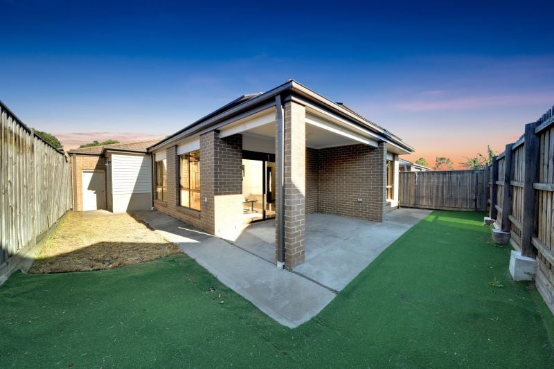 11 Blue Hill Way, Wollert