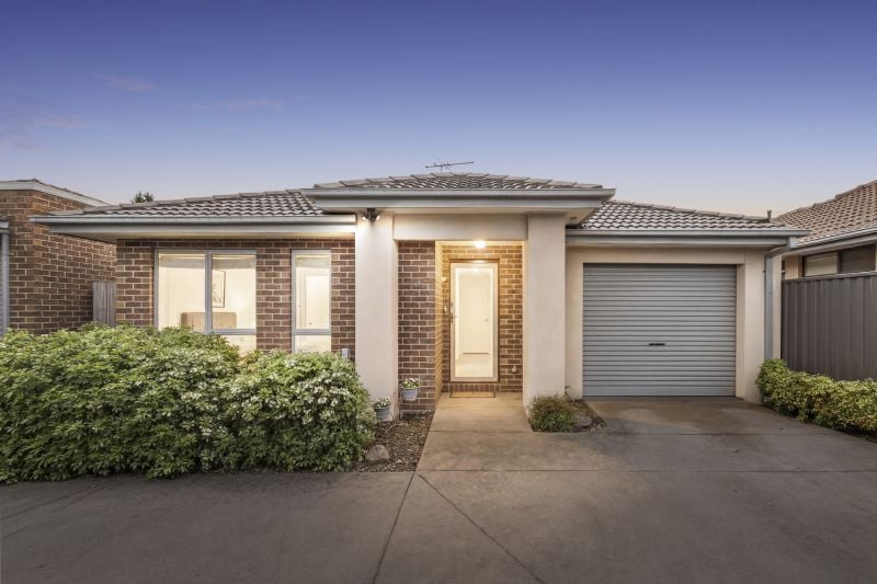 2/1 Palm Street, Thomastown
