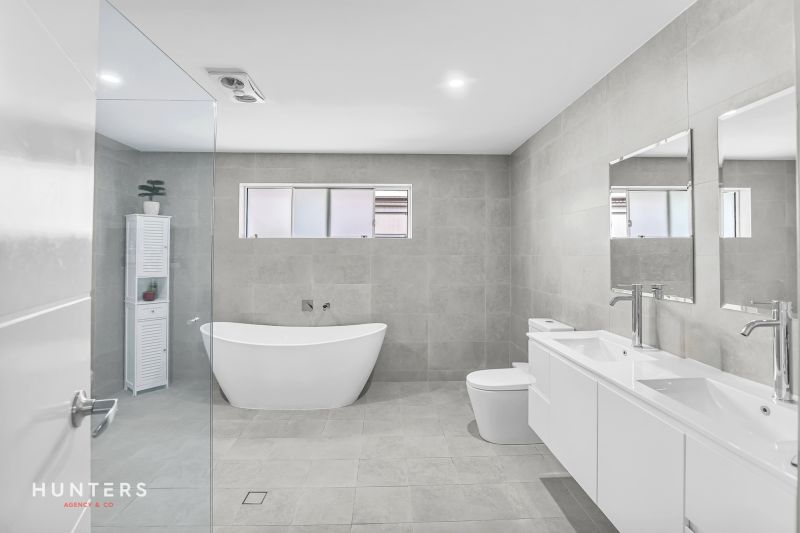 72 Tilbury Avenue, Stanhope Gardens