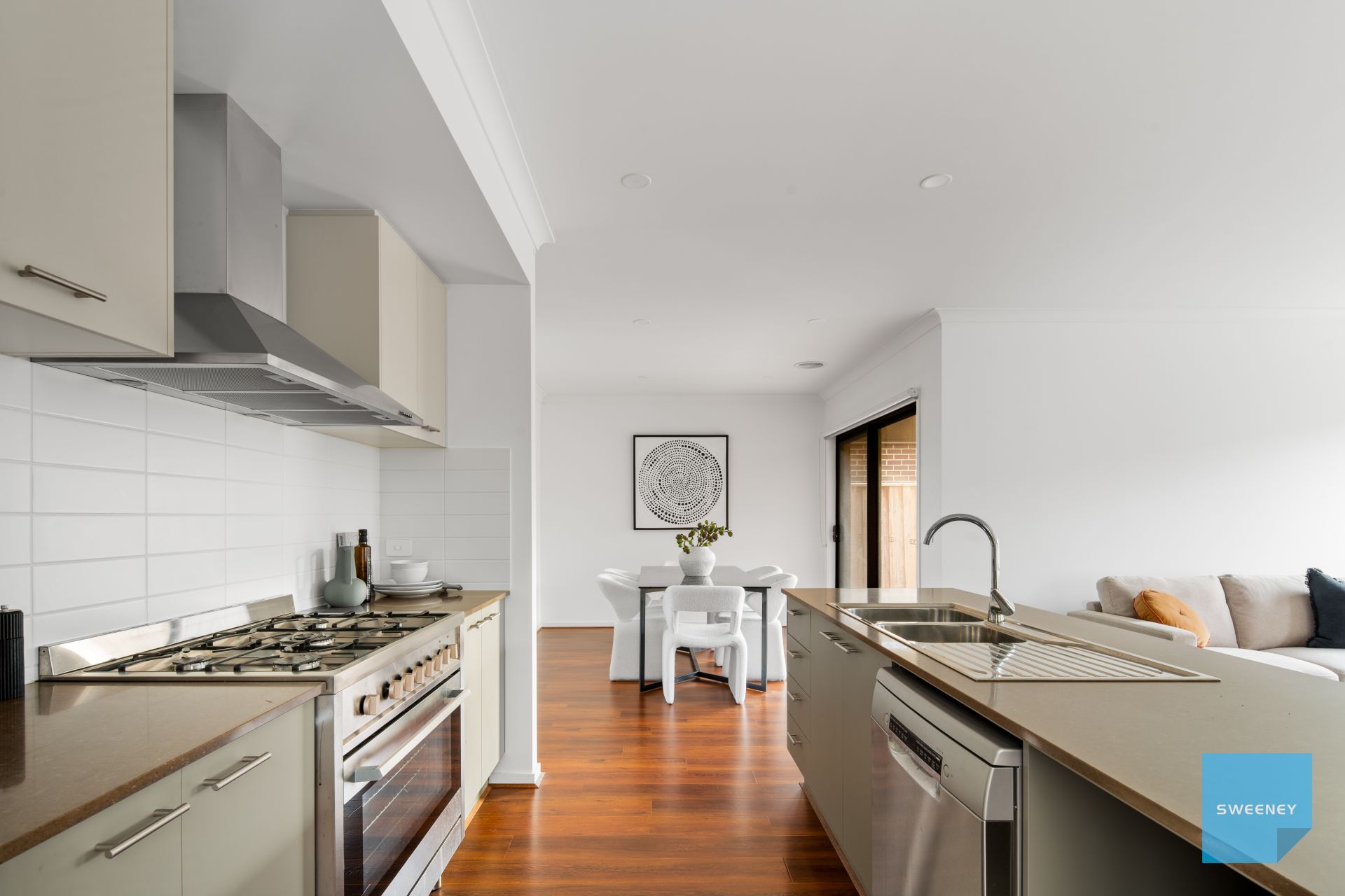 13 Torrita Street, Fraser Rise - Thumbnail 4