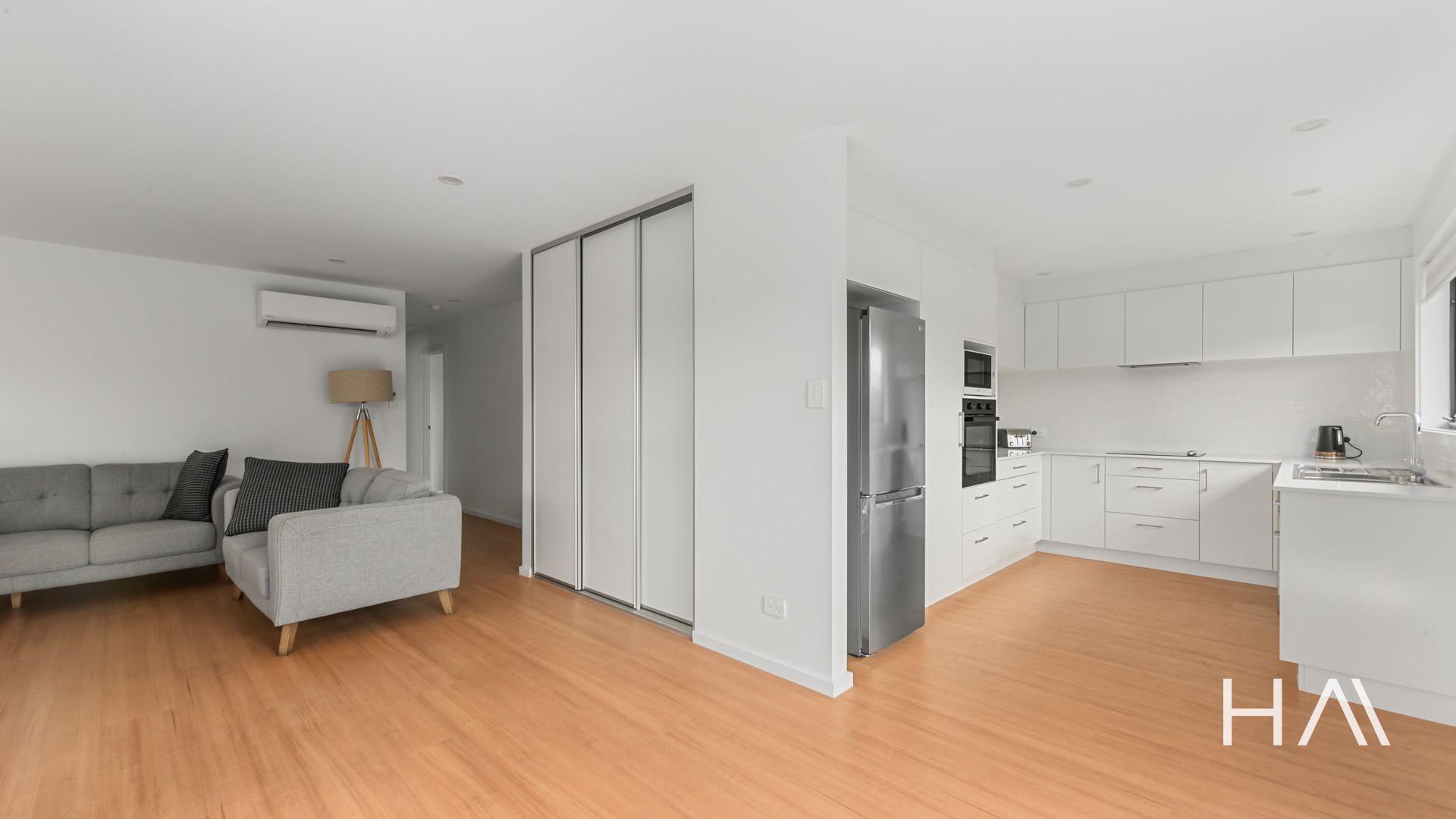 2/71 Cypress Street Newstead, Newstead - Thumbnail 4