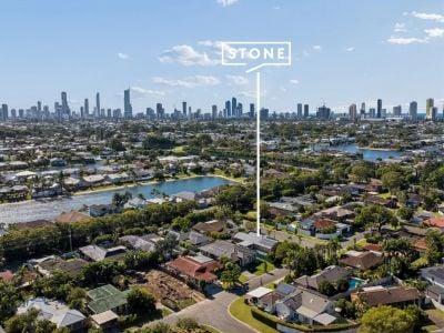 Broadbeach Waters 3 Wanaka Street