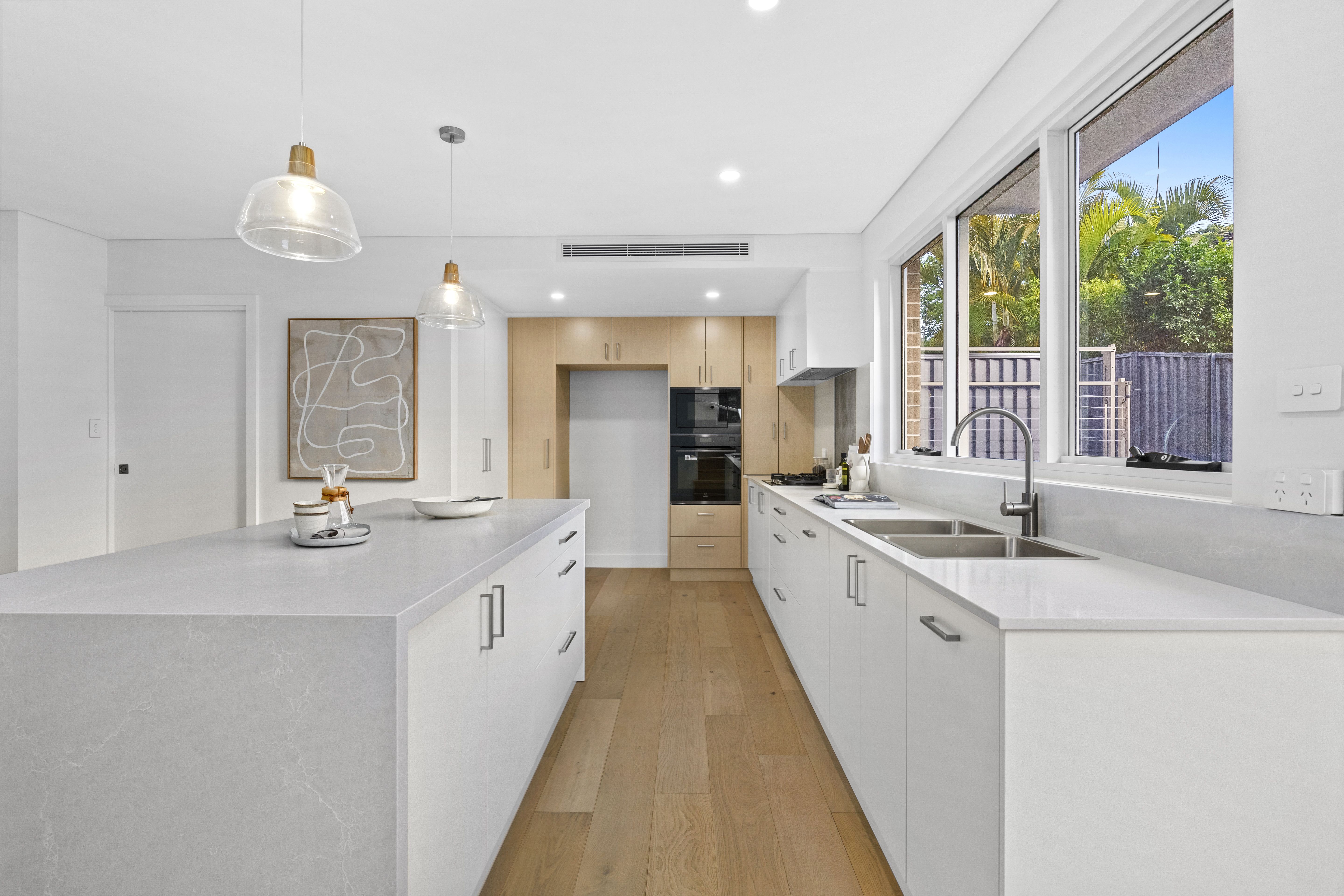 1/99 Yathong Road CARINGBAH 2229