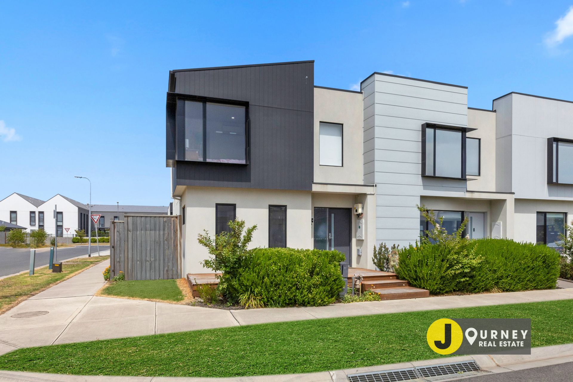 11 Spartan Avenue, Clyde North VIC, Clyde North - Image 1