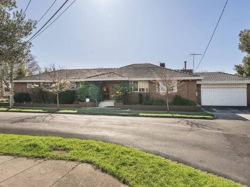 20 Rosemont Avenue, Caulfield North, Caulfield North - Thumbnail 3