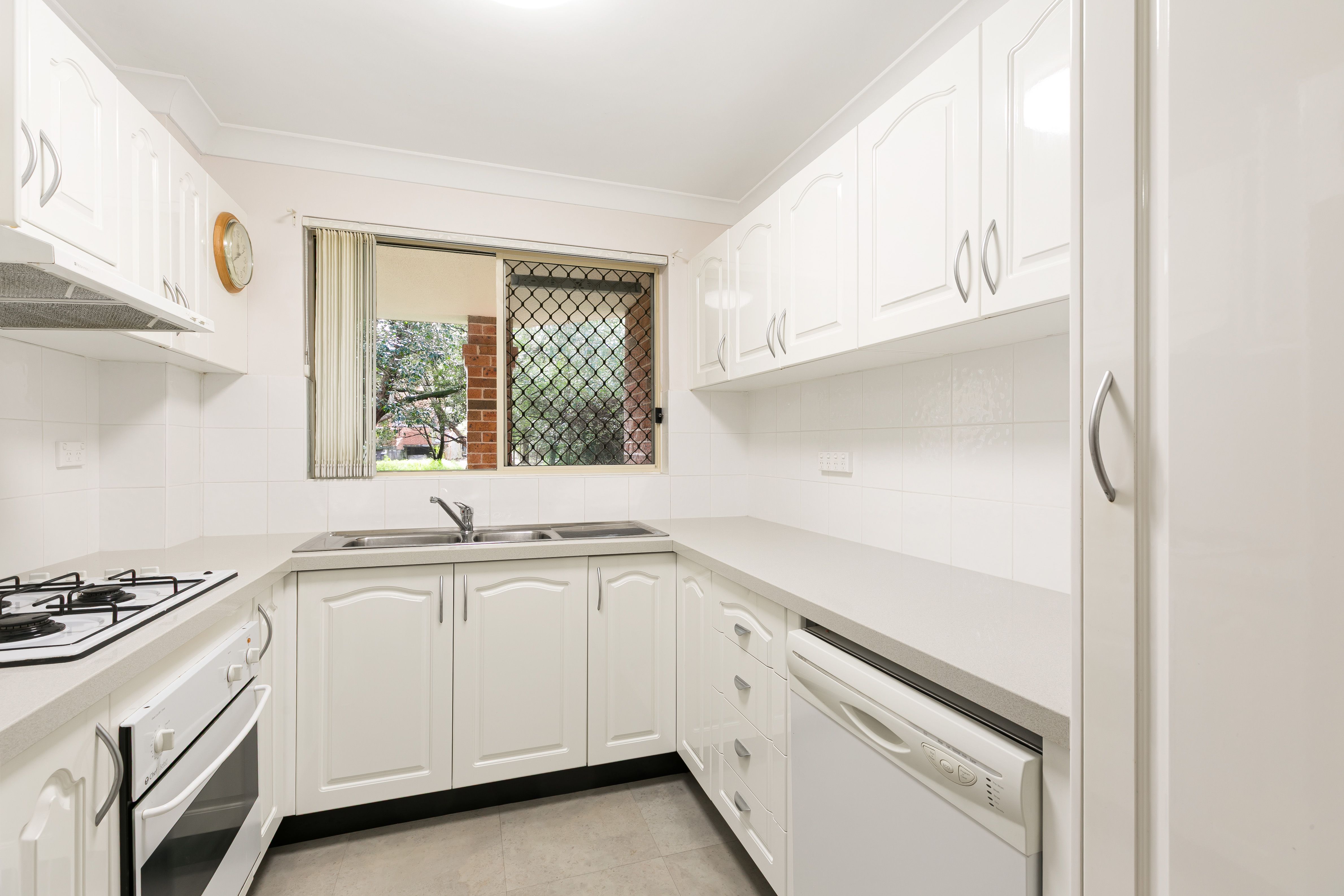 3/23-27 Engadine Avenue ENGADINE 2233