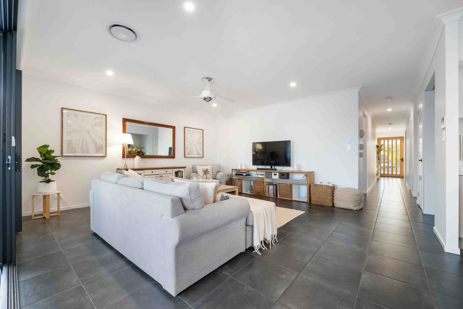 47 Lake Serenity Boulevard, Helensvale - Thumbnail 8