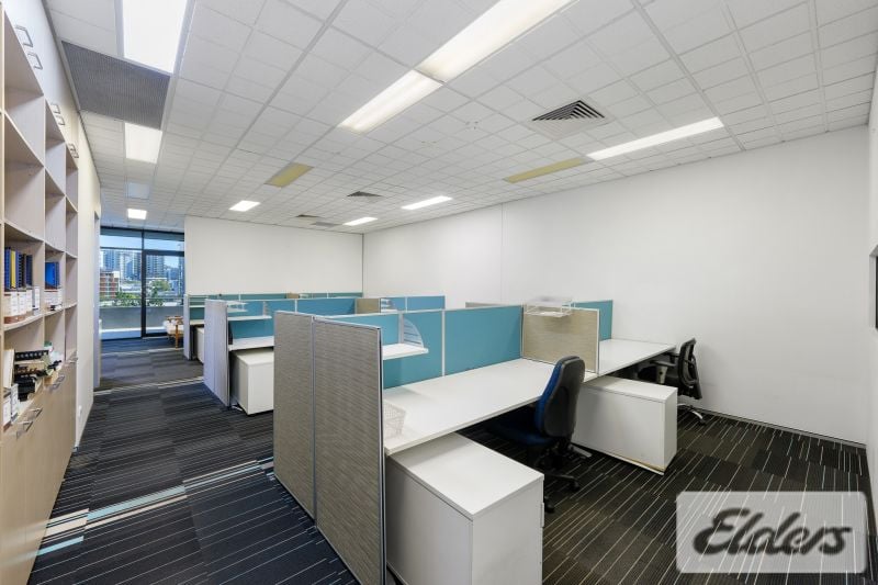 4 Kyabra Street, Newstead