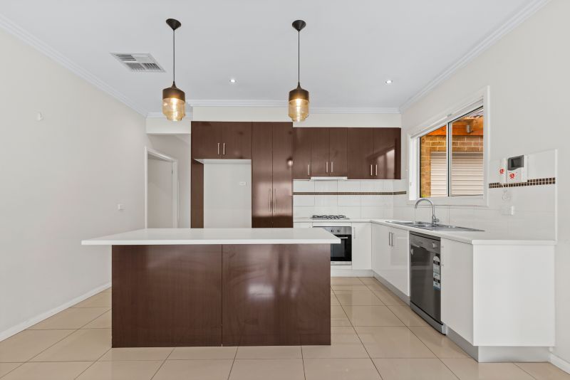 19 Knightsbridge Drive, Epping