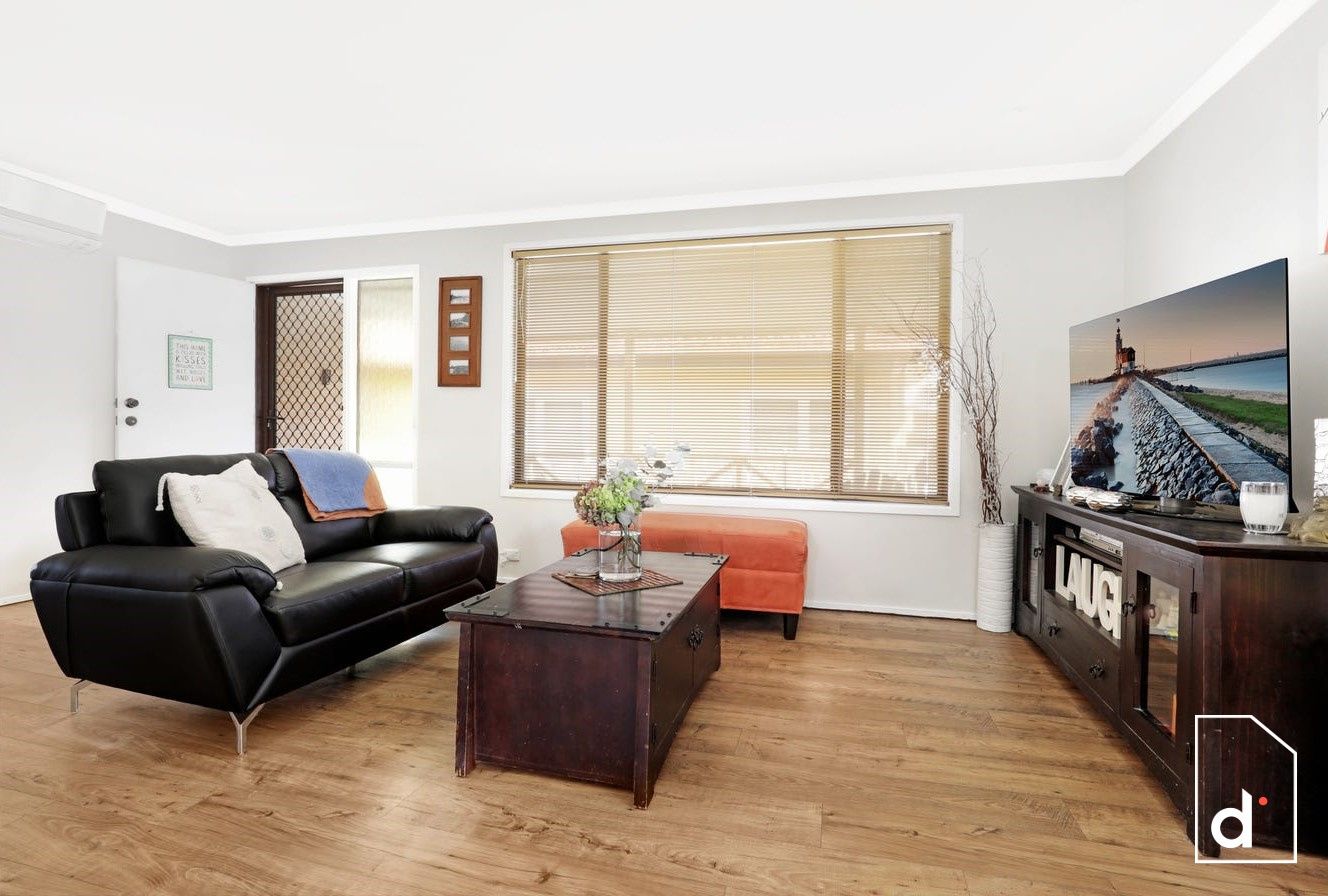 11 Lang Street, Woonona NSW