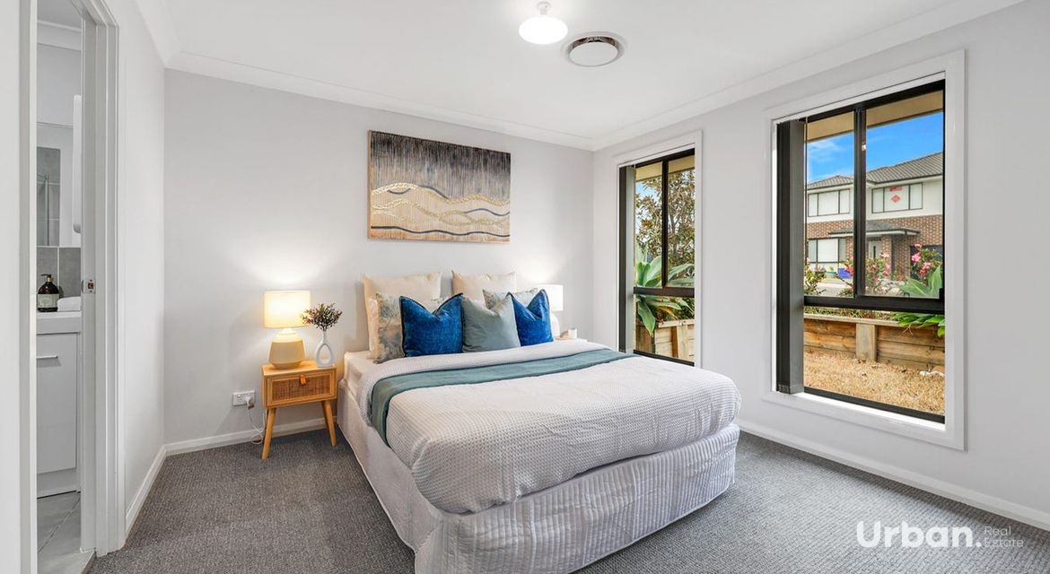 Gregory Hills 6 Barrett Street