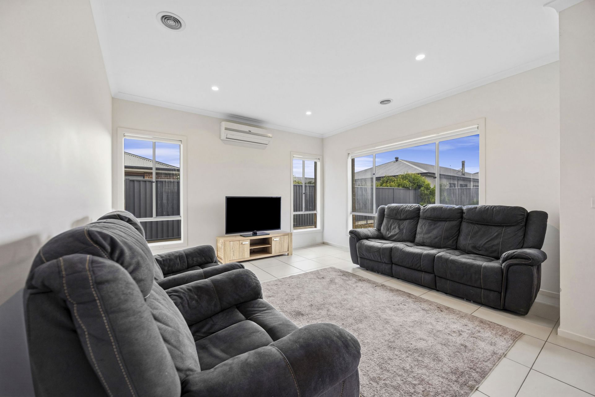 18 Galway Drive, Alfredton, Alfredton - Thumbnail 4