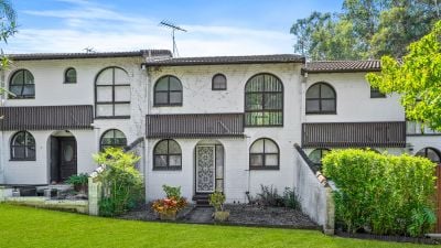 Ingleburn 7/6-10 Clifford Crescent